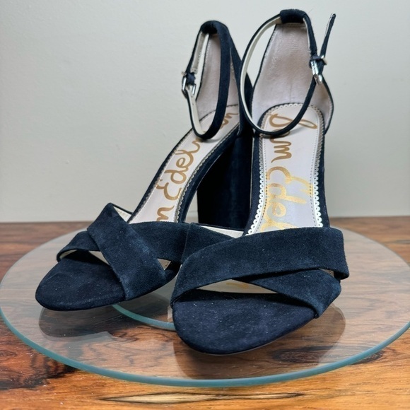 NEW Sam Edelman Yancy Ankle Strap Suede Heel Sandals - Picture 9 of 17